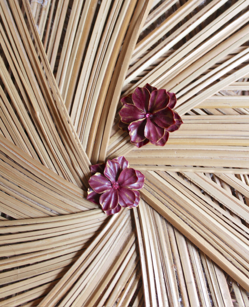 Vintage Mauve Daisy Earring w/Diamond